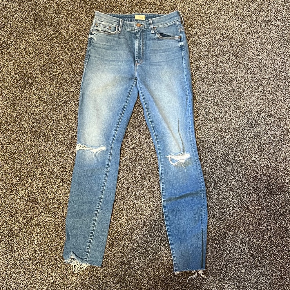 Mother Jeans - Style: High Waisted Looker Ankle Fray